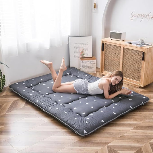 MAXYOYO Grey Triangle Japanese Floor Futon Mattress, Tatami Floor Mat Portable Camping Mattress Kids Sleeping Pad Foldable Roll Up Floor Lounger Pillow Bed, King Size