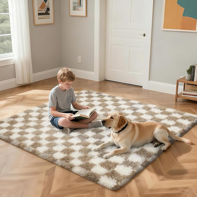Checkered Rug for Bedroom, 4x6 Beige and White Area Rugs, Classic Checkered Carpets Shaggy Area Rug, Bedside Rugs for Living Room Bedroom Kids Room Home Decor