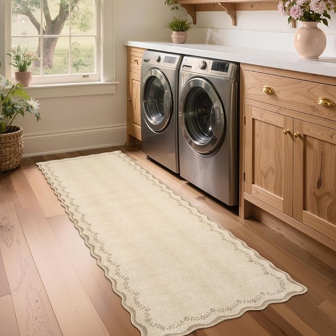 GarveeHome 2.5x8 Scalloped Washable Runner Rug for Kitchen, Soft Jute Long Hallway Runner Non Slip Entryway Rug Farmhouse Thin Laundry Mat Stain Resistant Carpet for Bathroom Beside Rug