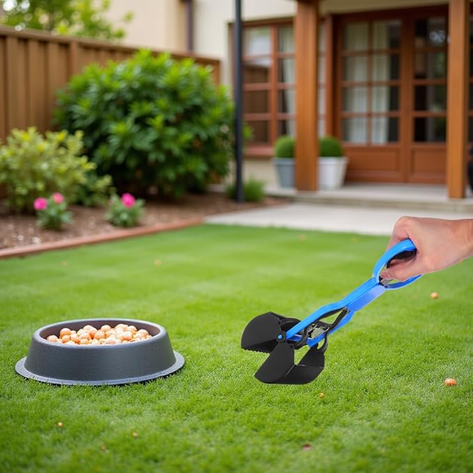 Portable Pet Poop Pickup Clip with Strong Clamp and Lightweight Design Small Dog and Cat Waste Scooper for Indoor and Outdoor Cleaning Easy One-Handed Use Shovel Tool