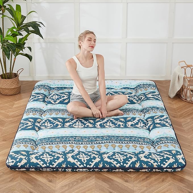 Japanese Floor Mattress, Futon Mattress with Portable Storage Bag and Washable Cover, Roll Up Thick Tatami Mat Suitable for Camping, Guest Room (Blue Striped Jacquard, Twin)