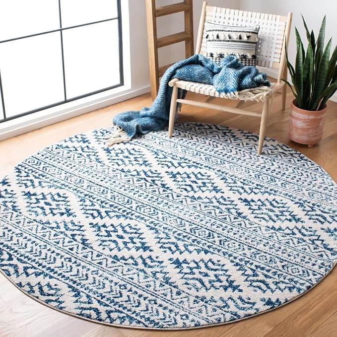 SAFAVIEH Tulum Collection Area Rug - 5' Round, Ivory & Navy, Moroccan Boho Tribal Design, Non-Shedding & Easy to Clean, Ideal for Living Room, Bedroom, Dining Space (TUL272D)
