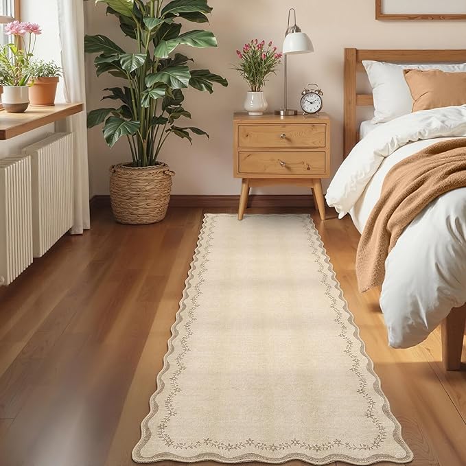 GarveeHome 2.5x8 Scalloped Washable Runner Rug for Kitchen, Soft Jute Long Hallway Runner Non Slip Entryway Rug Farmhouse Thin Laundry Mat Stain Resistant Carpet for Bathroom Beside Rug