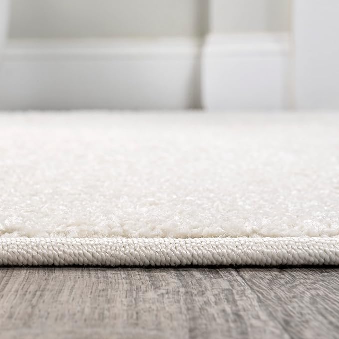 JONATHAN Y Haze Solid Low-Pile Cream Indoor Area Rug 4x6, Coastal,Bohemian,Minimalist,Classic, Easy-Cleaning for Living Room,Bedroom,Kitchen,Pet Friendly,Non-Shedding (SEU100T-4)