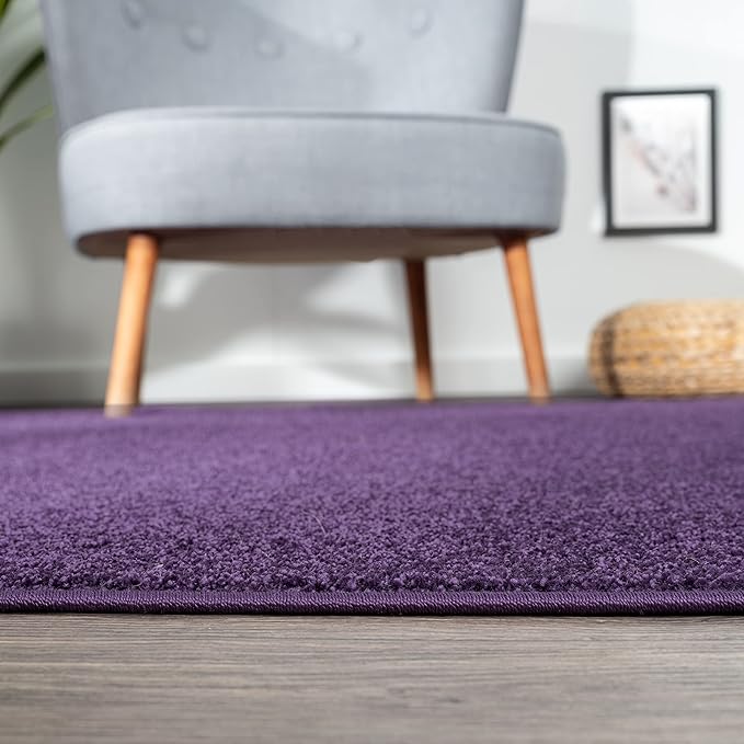 JONATHAN Y Haze Solid Low-Pile Purple 5' Round Indoor Area Rug, Coastal,Bohemian,Minimalist,Classic, Easy-Cleaning for Living Room,Bedroom,Kitchen,Pet Friendly,Non-Shedding (SEU100N-5R)