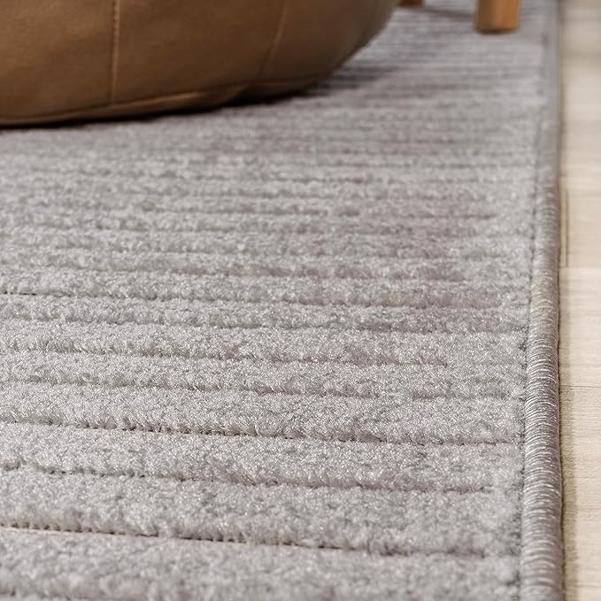 JONATHAN Y Hallie High-Low Curve Gray/Ivory 5' Round Indoor/Outdoor Area Rug, Minimalist, Pet Friendly, Non-Shedding, Stain Resistant, Hose-Washable for Backyard, Patio, Porch (SCN100A-5R)