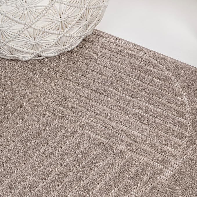 JONATHAN Y Nordby High-Low Arch Striped Indoor/Outdoor Area Rug, 4x6, Taupe/Beige, for Patio, Backyard, Living Room, Bedroom, Office, Hose-Washable (SCN104D-4)