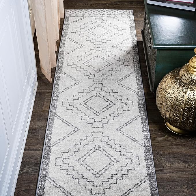 JONATHAN Y Amir Moroccan Beni Souk Cream/Gray Runner Rug, 2x20, Bohemian, Scandinavian, Easy-Cleaning for Living Room, Bedroom, Kitchen, Pet Friendly, Non-Shedding (MOH200B-220)