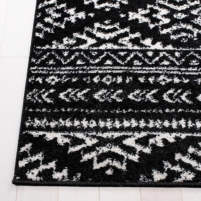 SAFAVIEH Tulum Collection Area Rug - 8' Square, Black & Ivory, Moroccan Boho Tribal Design, Non-Shedding & Easy to Clean, Ideal for Living Room, Bedroom, Dining Space (TUL272Z)