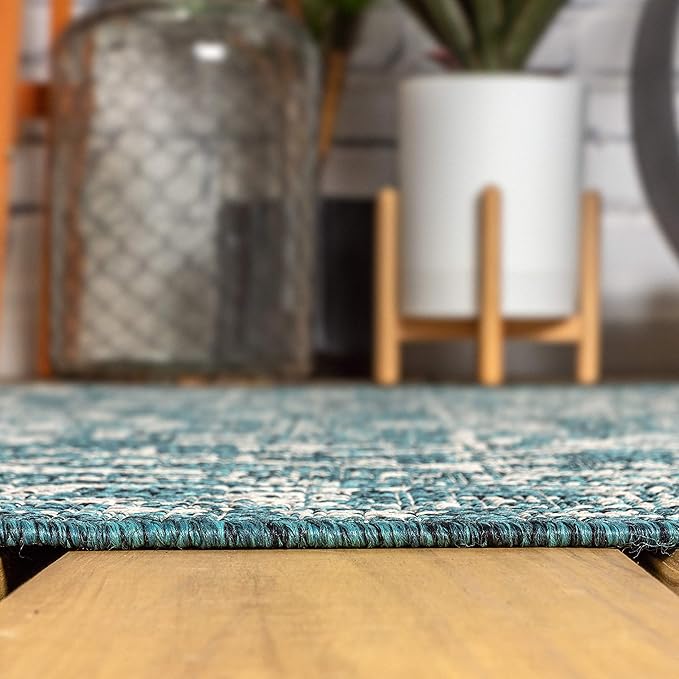 JONATHAN Y Boho Medallion Indoor Outdoor Square Area Rug 3X3 Teal/Gray, Malta Textured Weave for Backyard, Patio, Porch, Easy-Cleaning, High Traffic, Pet-Friendly, Non-Shedding (SMB104B-3SQ)