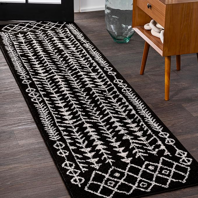 JONATHAN Y Ziri Moroccan Geometric Black/Cream Runner Rug, 2x8, Bohemian, Scandinavian, Easy-Cleaning for Living Room, Bedroom, Kitchen, Pet Friendly, Non-Shedding (MOH210C-28)