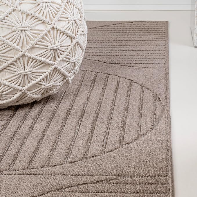JONATHAN Y Nordby High-Low Arch Striped Indoor/Outdoor Runner Rug, 2x8, Taupe/Beige, for Patio, Backyard, Living Room, Bedroom, Office, Hose-Washable (SCN104D-28)