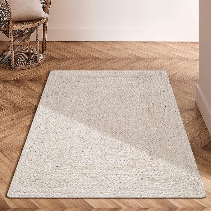 Hausattire Hand Woven Jute Braided Rug, 2'x3' ??Off White, Reversible Boho Entry Area Rugs for Kitchen, Living Room I Farmhouse Indoor Outdoor Decorative Floor Rug, 24x36 Inch