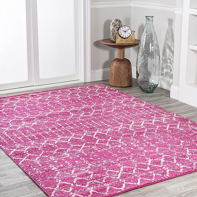 JONATHAN Y Boho Vintage Diamond Fuchsia/Ivory Indoor Area Rug 4X6 ft, Moroccan Hype for Living Room, Bedroom, Kitchen, Office, Easy-Cleaning, High Traffic, Pet-Friendly, Non-Shedding (MOH101G-4)