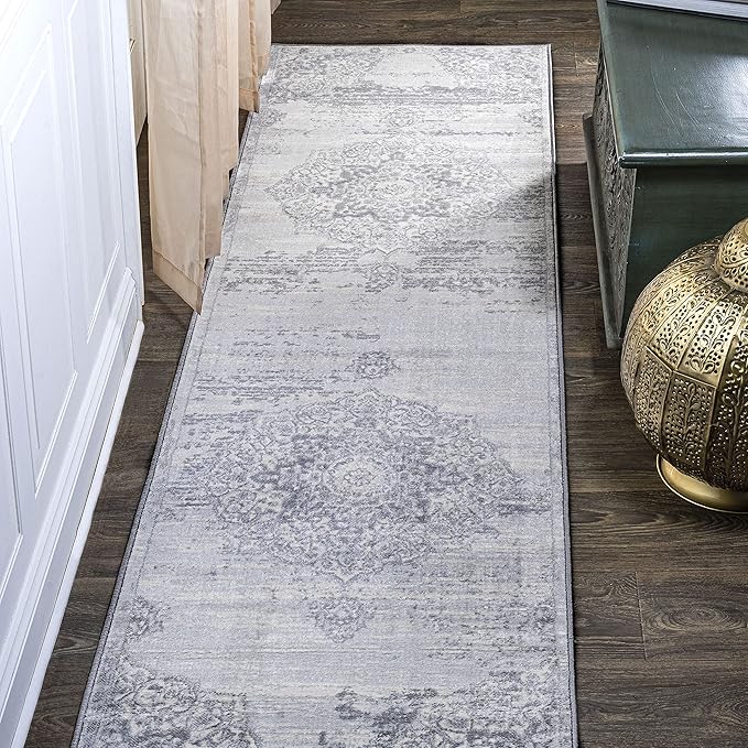 JONATHAN Y Modern Vintage Medallion Light Gray/Ivory Runner Rug, 2x10, Country, Floral, Easy-Cleaning for Living Room, Bedroom, Kitchen, Pet Friendly, Non-Shedding (MDP106C-210)