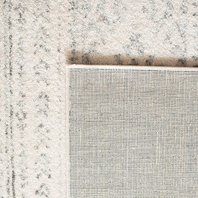 SAFAVIEH Tulum Collection Area Rug - 3' Square, Ivory & Grey, Moroccan Boho Tribal Design, Non-Shedding & Easy to Clean, Ideal for Entryway, Foyer, Accent Space, Bedroom (TUL272A)