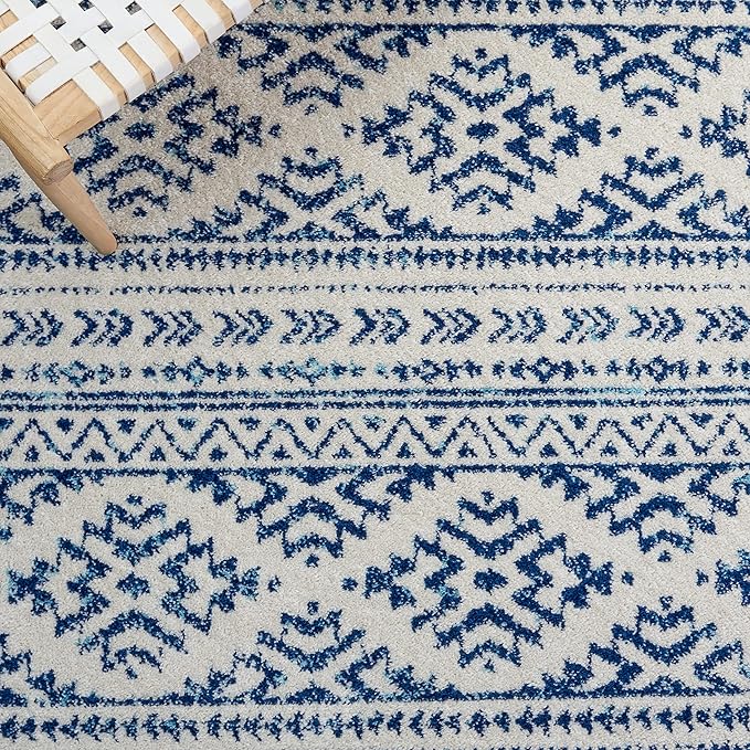 SAFAVIEH Tulum Collection Runner Rug - 2' x 15', Ivory & Navy, Moroccan Boho Tribal Design, Non-Shedding & Easy to Clean, Ideal for Living Room, Hallway, Foyer, Bedroom (TUL272D)