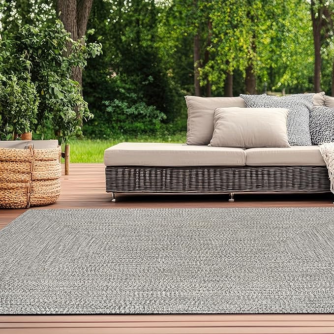nuLOOM 4' x 6' Solid Hand Braided Indoor/Outdoor Area Rug, Pet-Friendly, High Traffic, Weather Resistant, for Patio, Balcony, Bedroom, Living Room, Dining Room, Wynn Salt And Pepper
