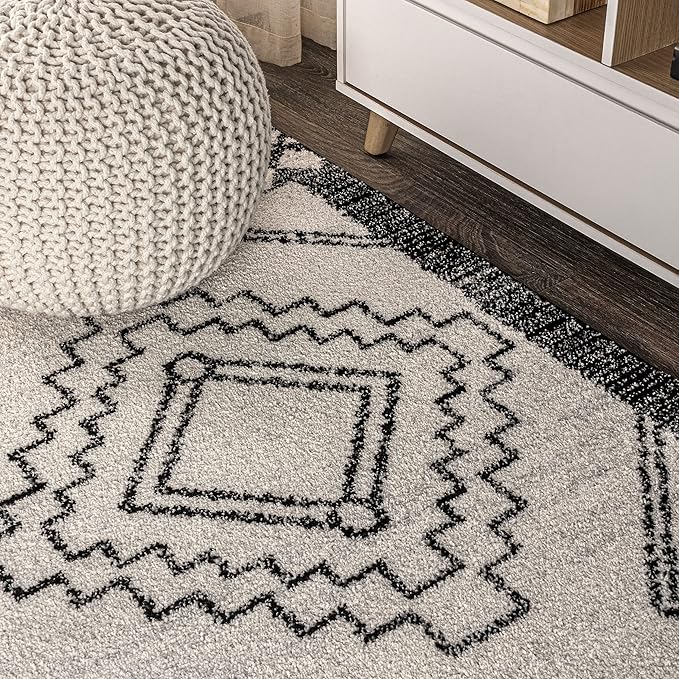 JONATHAN Y Amir Moroccan Beni Souk Cream/Black Runner Rug, 2x20, Bohemian, Scandinavian, Easy-Cleaning for Living Room, Bedroom, Kitchen, Pet Friendly, Non-Shedding (MOH200A-220)