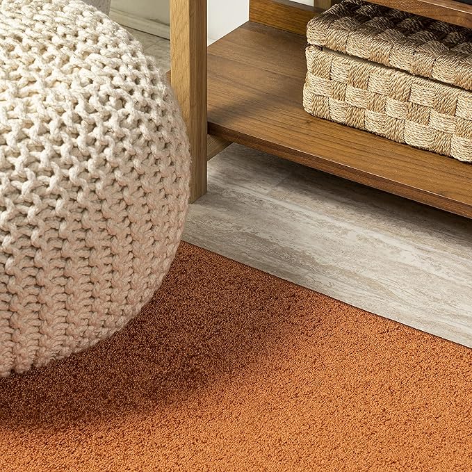 JONATHAN Y Haze Solid Low-Pile Orange 5x5 Square Indoor Area Rug, Coastal,Bohemian,Minimalist,Classic, Easy-Cleaning for Living Room,Bedroom,Kitchen,Pet Friendly,Non-Shedding (SEU100M-5SQ)