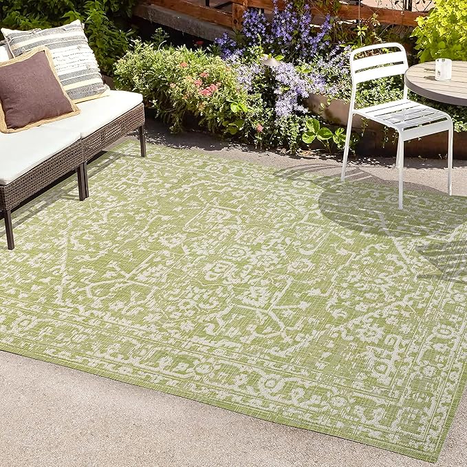 JONATHAN Y Boho Medallion Indoor Outdoor Area Rug 5X8 Green/Cream, Malta Textured Weave for Backyard, Patio, Porch, Easy-Cleaning, High Traffic, Pet-Friendly, Non-Shedding (SMB104D-5)
