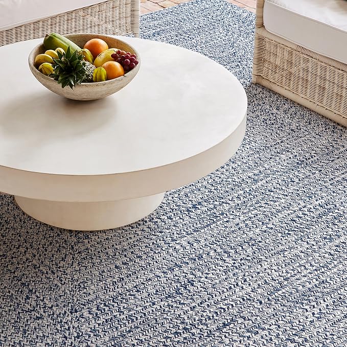 nuLOOM Oval 3' x 5' Solid Hand Braided Indoor/Outdoor Area Rug, Pet-Friendly, High Traffic, Weather Resistant, for Patio, Balcony, Bedroom, Living, Dining Room, Wynn Navy