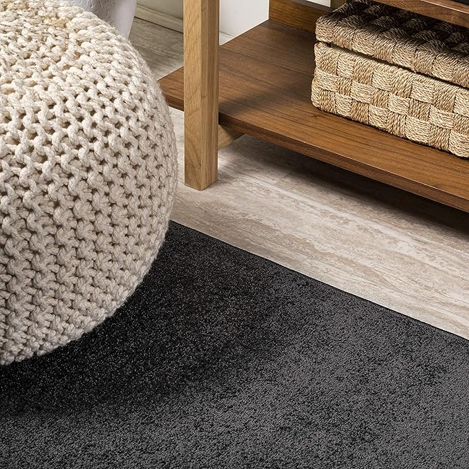 JONATHAN Y Haze Solid Low-Pile Black 4x6 Oval Indoor Area Rug, Coastal,Bohemian,Minimalist,Classic, Easy-Cleaning for Living Room,Bedroom,Kitchen,Pet Friendly,Non-Shedding (SEU100I-4OV)