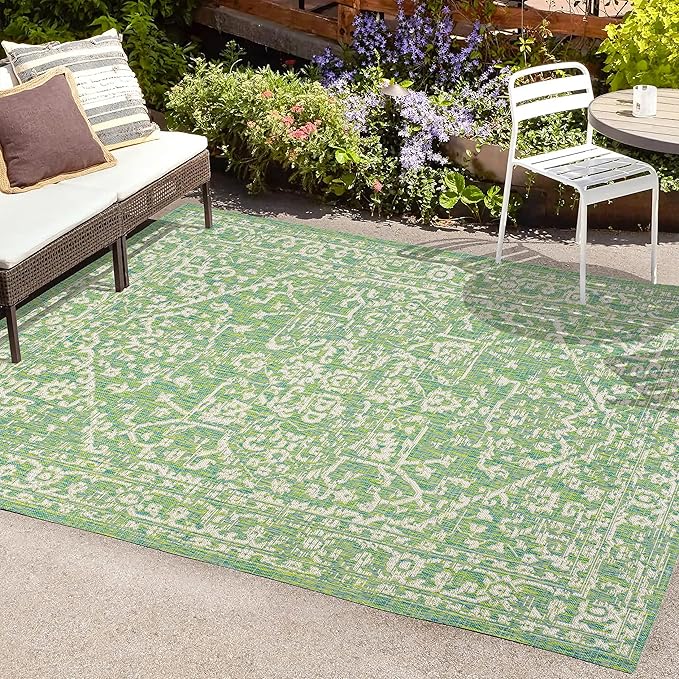 JONATHAN Y Boho Medallion Indoor Outdoor Area Rug 4X6 Cream/Green, Malta Textured Weave for Backyard, Patio, Porch, Easy-Cleaning, High Traffic, Pet-Friendly, Non-Shedding (SMB104F-4)