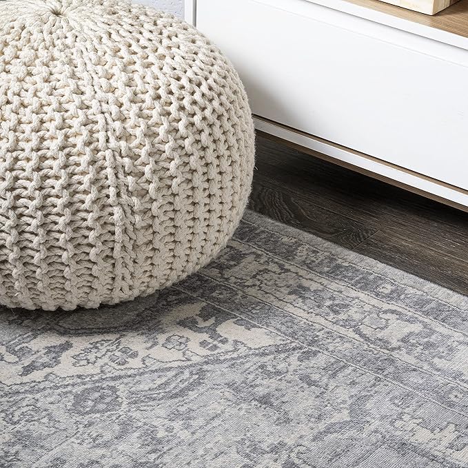 JONATHAN Y Modern Vintage Medallion Light Gray/Ivory 6' Round Indoor Area Rug, Country, Floral, Easy-Cleaning for Living Room, Bedroom, Kitchen, Pet Friendly, Non-Shedding (MDP106C-6R)