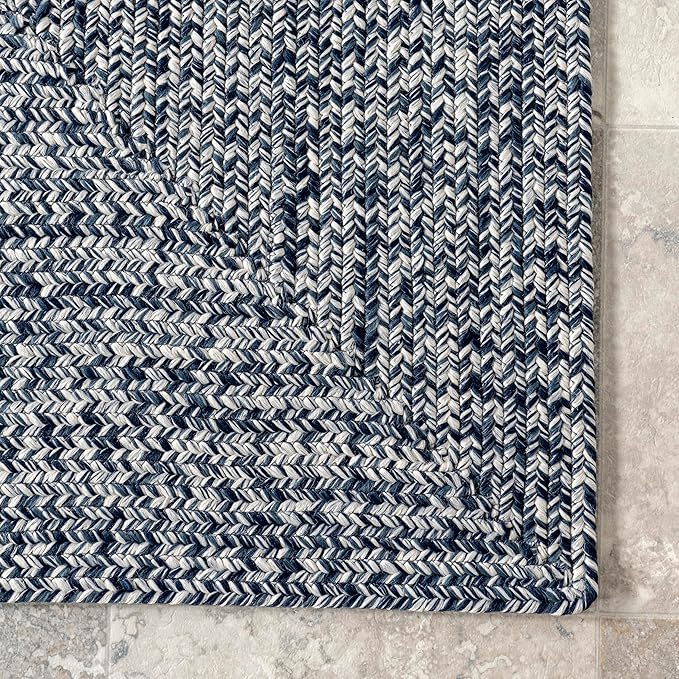 nuLOOM 5' Round Solid Hand Braided Indoor/Outdoor Area Rug, Pet-Friendly, High Traffic, Weather Resistant, for Patio, Balcony, Bedroom, Living, Dining Room, Wynn Navy