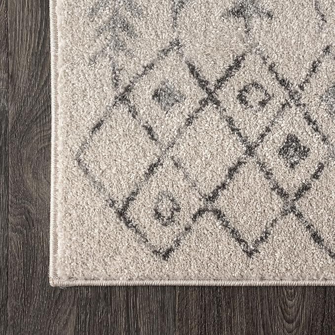 JONATHAN Y Ziri Moroccan Geometric Cream/Gray Indoor Area Rug, 5x8, Bohemian, Scandinavian, Easy-Cleaning for Living Room, Bedroom, Kitchen, Pet Friendly, Non-Shedding (MOH210A-5)