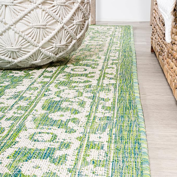 JONATHAN Y Boho Medallion Indoor Outdoor Area Rug 8X10 Cream/Green, Malta Textured Weave for Backyard, Patio, Porch, Easy-Cleaning, High Traffic, Pet-Friendly, Non-Shedding (SMB104F-8)