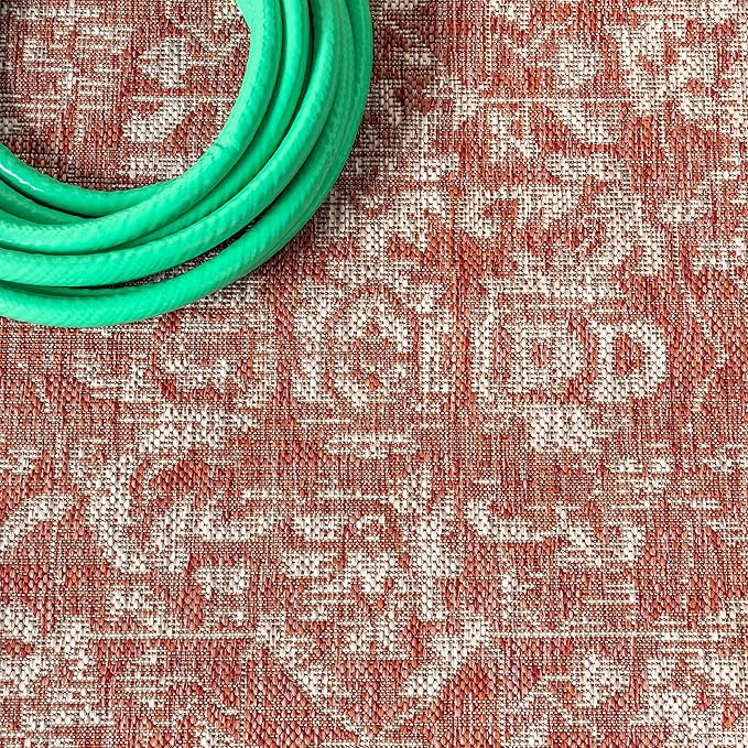 JONATHAN Y Boho Medallion Indoor Outdoor Area Rug 9X12 Red/Taupe, Malta Textured Weave for Backyard, Patio, Porch, Easy-Cleaning, High Traffic, Pet-Friendly, Non-Shedding (SMB104A-9)